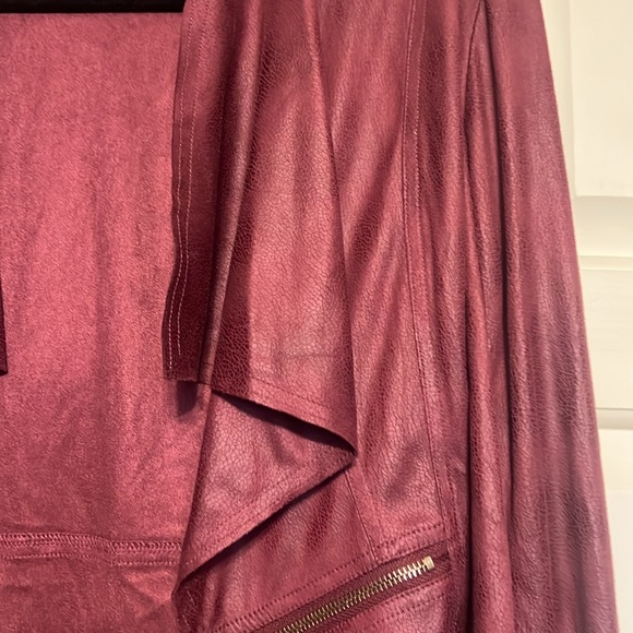 Maroon women’s size 12 jacket - Picture 4 of 6